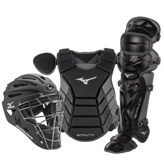 Easton Black Magic 2.0 Catchers Set - Youth