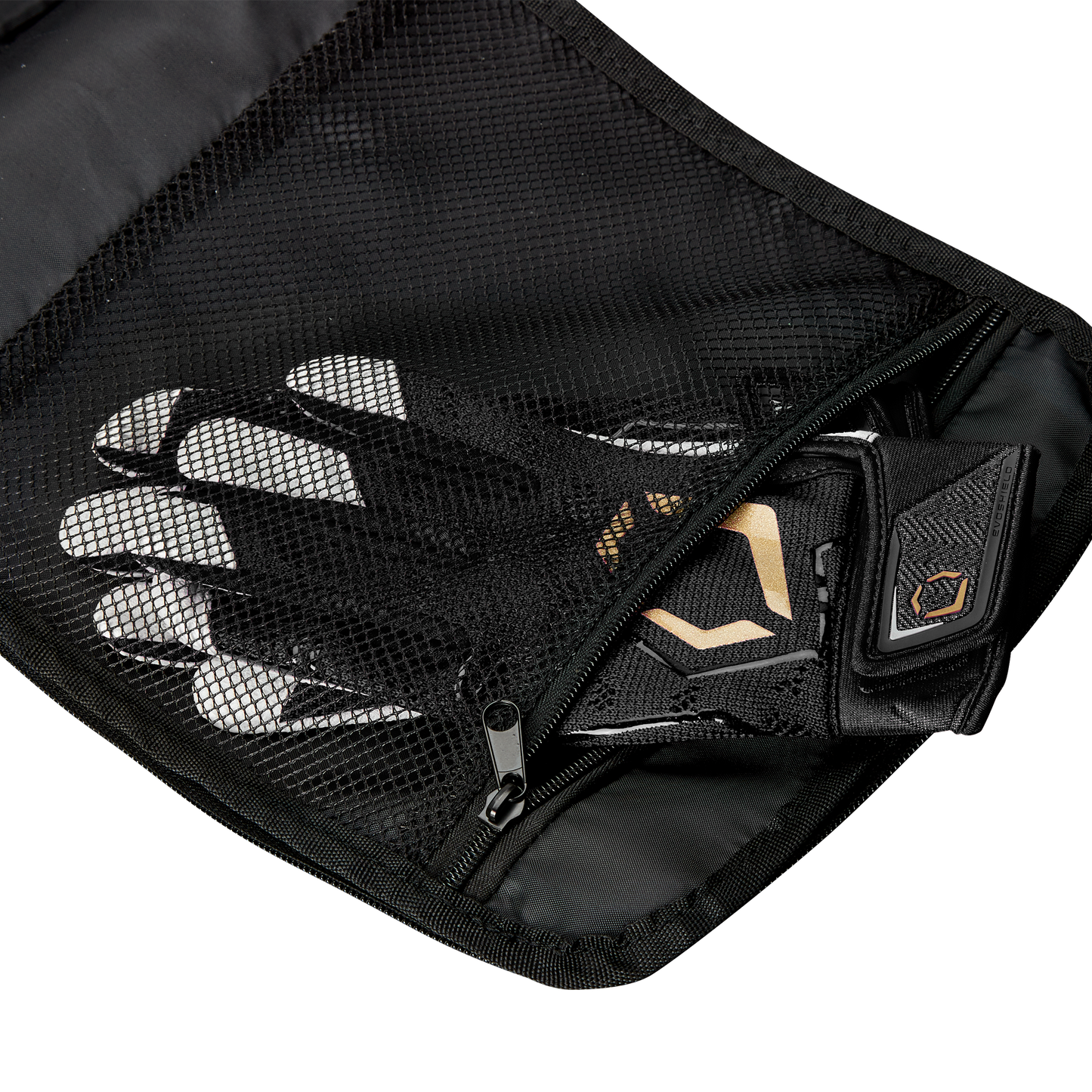 EVOSHIELD TAKEOVER WHEELED BAG