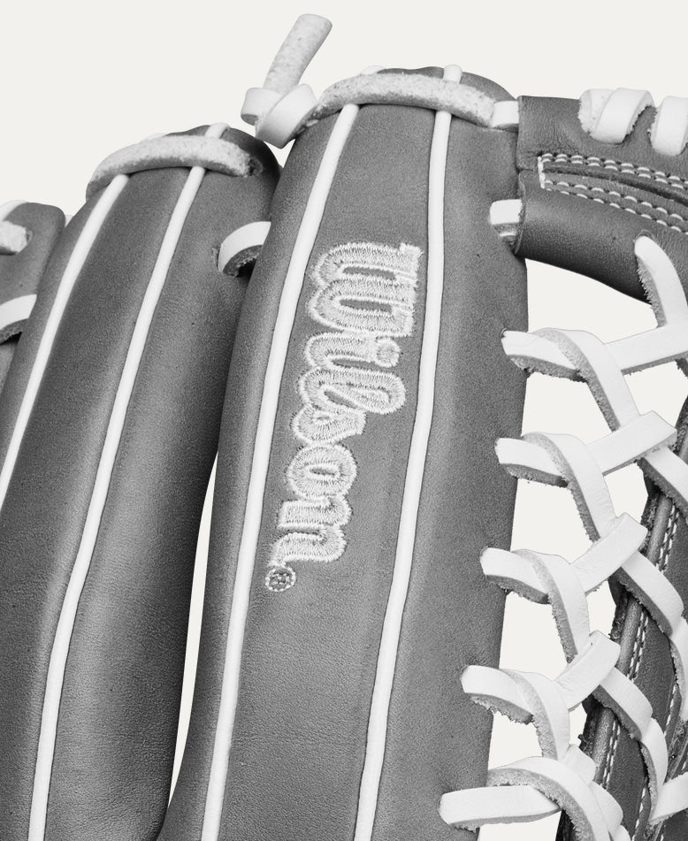 WILSON 2024-2025 A1000® T125 12.5” OUTFIELD FASTPITCH SOFTBALL GLOVE