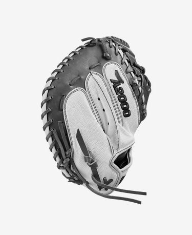 WILSON 2024 FASTPITCH CLASSICS SERIES A2000 FPCM23SS 34” FASTPITCH CATCHER'S MITT