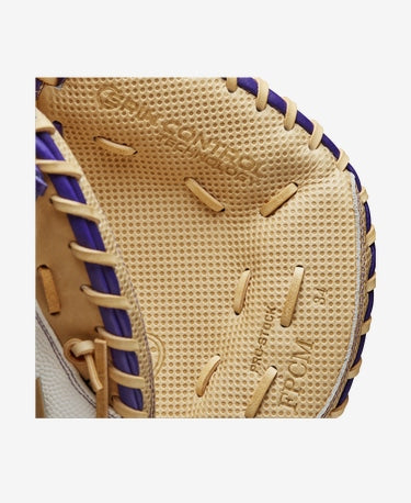 2023 AUBREE MUNRO A2000® AM1 34” FASTPITCH CATCHER’S MITT